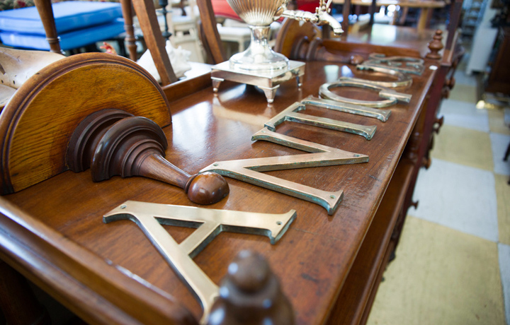 Vintage & Used Furniture and Decor | Chairish